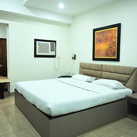 Elgin Suites Calcuta Exterior foto