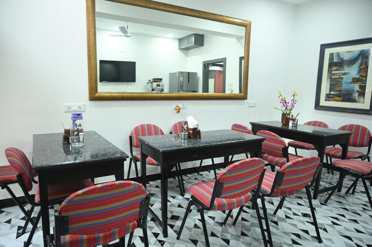 Elgin Suites Calcuta Exterior foto