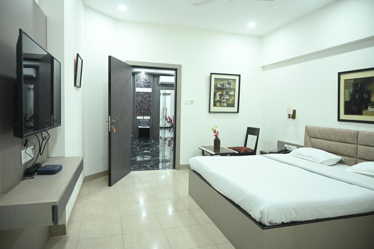 Elgin Suites Calcuta Exterior foto