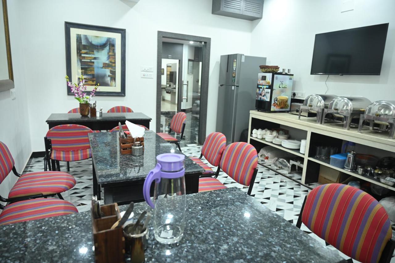 Elgin Suites Calcuta Exterior foto