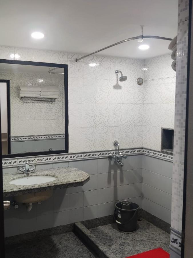 Elgin Suites Calcuta Exterior foto